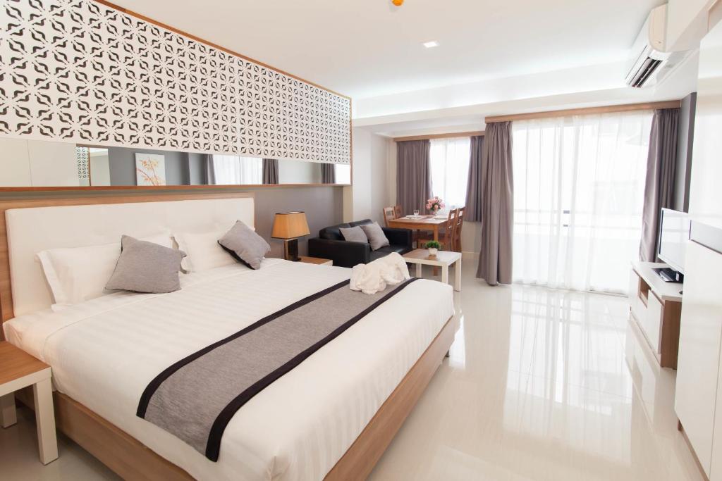 Racha Residence photo 2