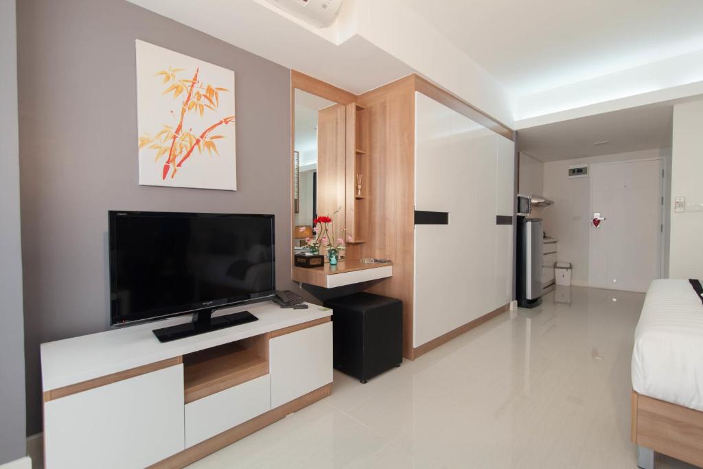 Racha Residence photo 3
