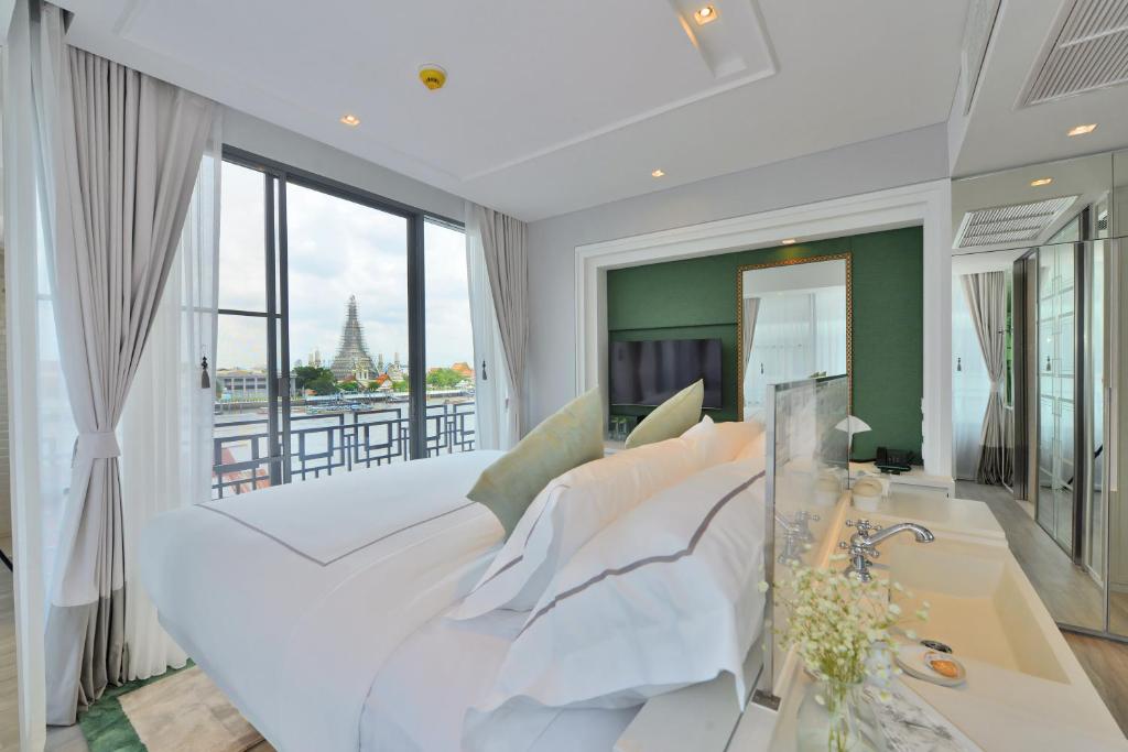 Riva Arun Bangkok photo 3