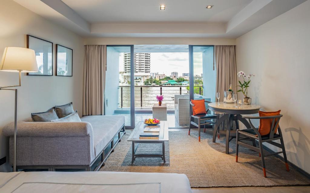 Riva Surya Bangkok photo 5