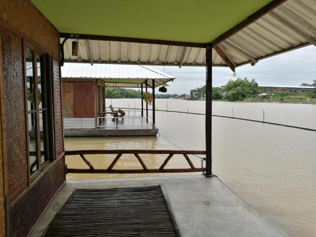 River Marina Resort