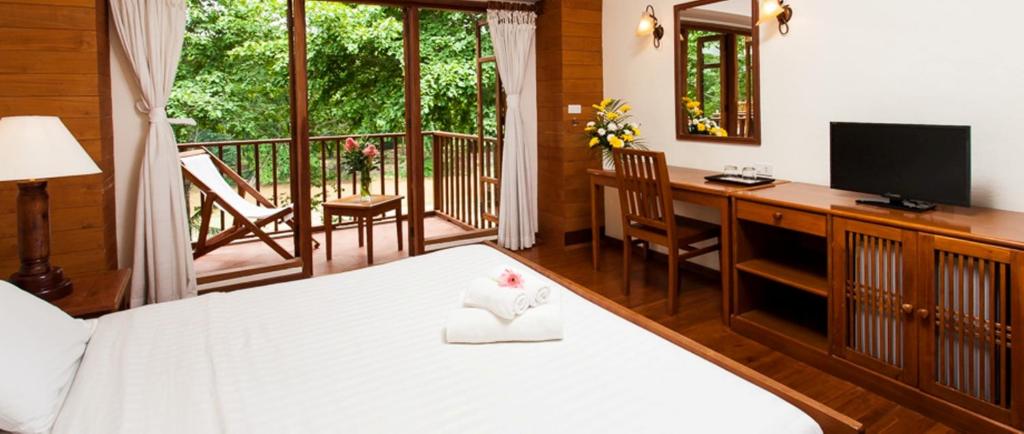 Riverhouse Resort photo 2
