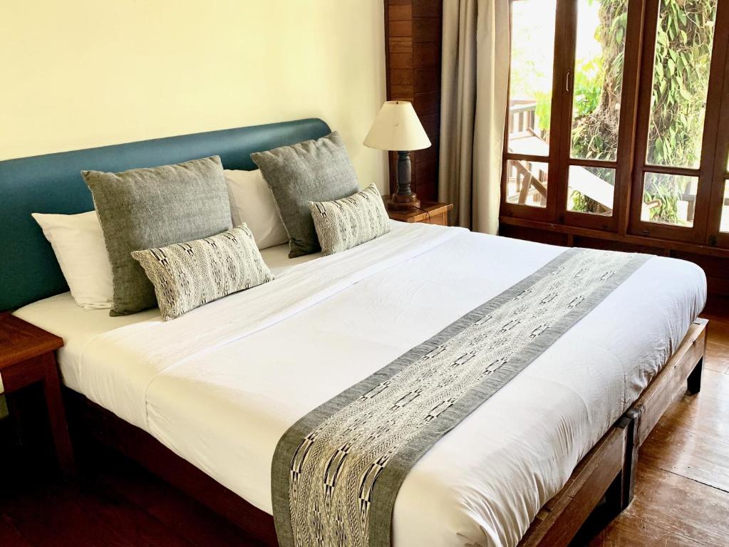 Riverhouse-The Teak House photo 5
