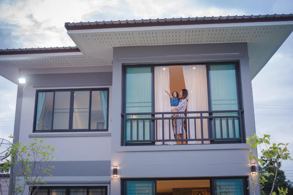 Riverview Loft house photo 5
