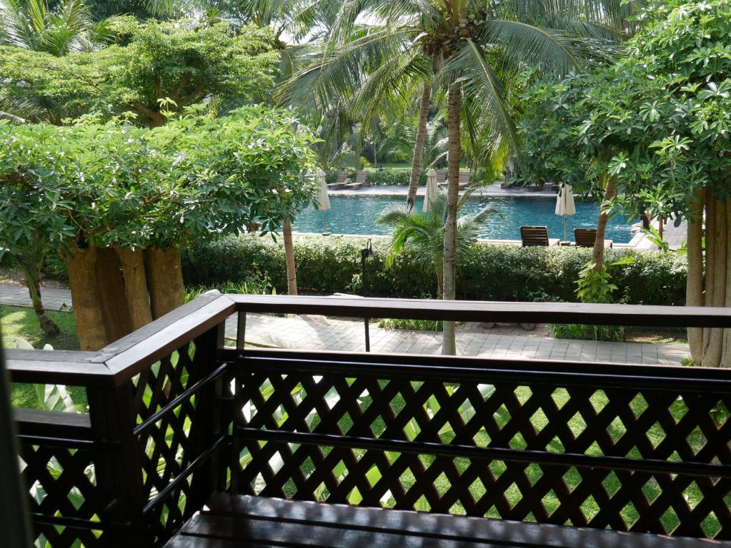 Royal River kwai Resort & Spa photo 2