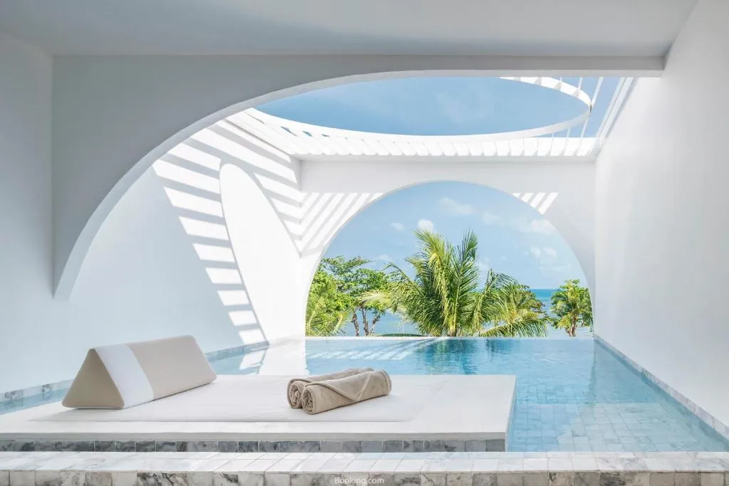 SALA Samui Chaweng Beach Resort photo 2