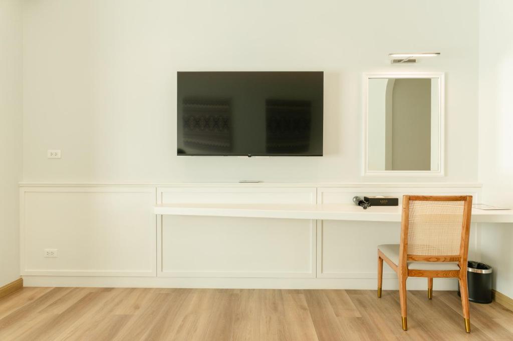 Sann Boutique Nan photo 5