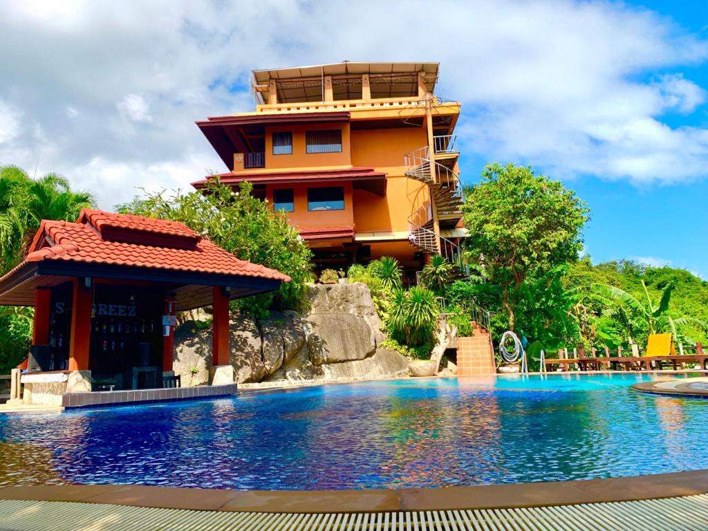 Sea Breeze Resort photo 1