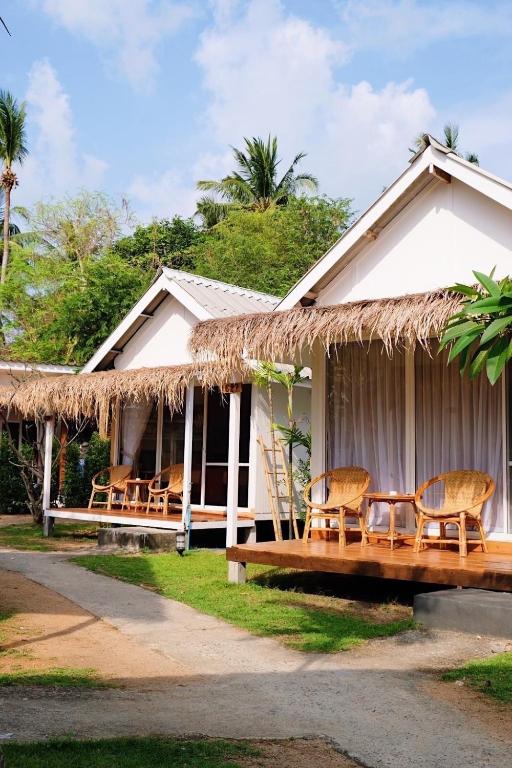 Sea Escapes Resort photo 2