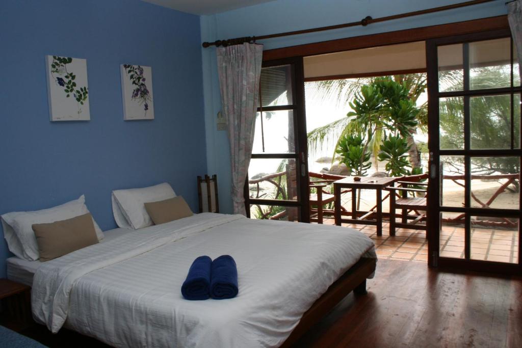 Sea Scene Resort photo 4
