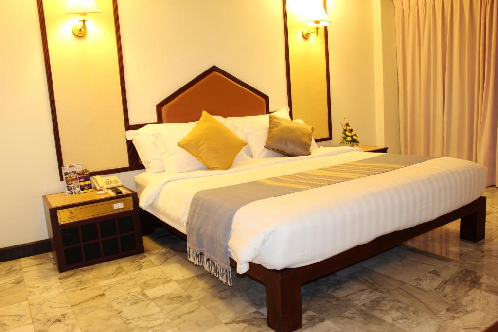 Seeharaj Hotel