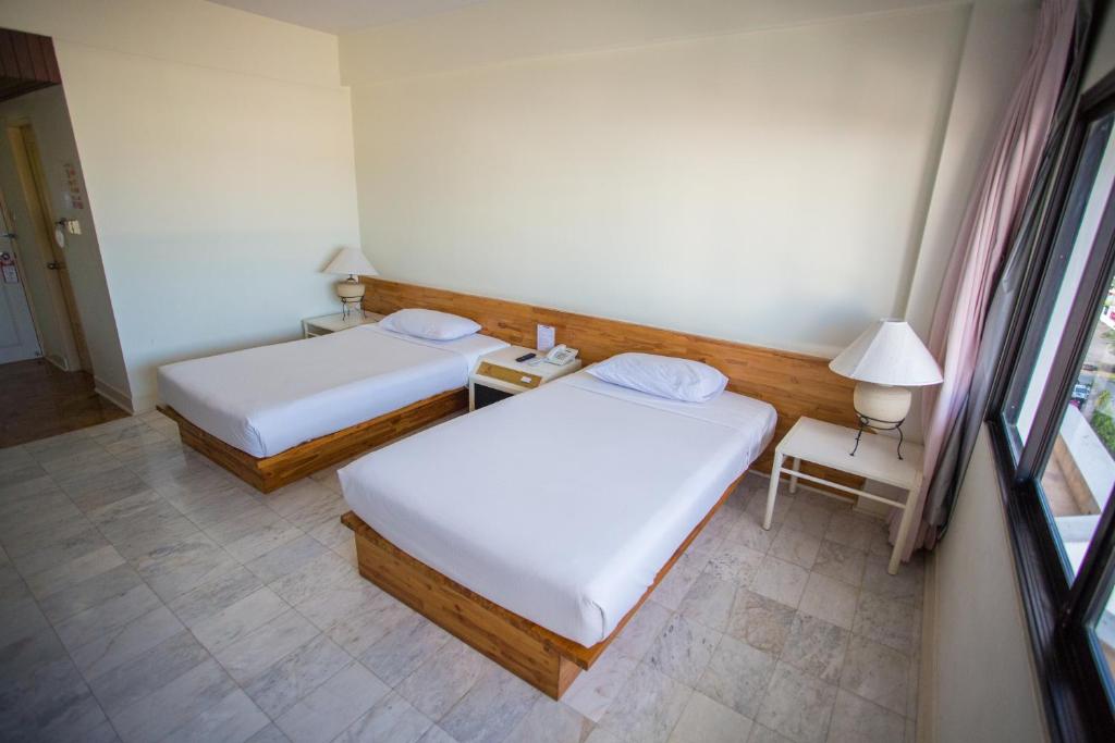 Seeharaj Hotel photo 3