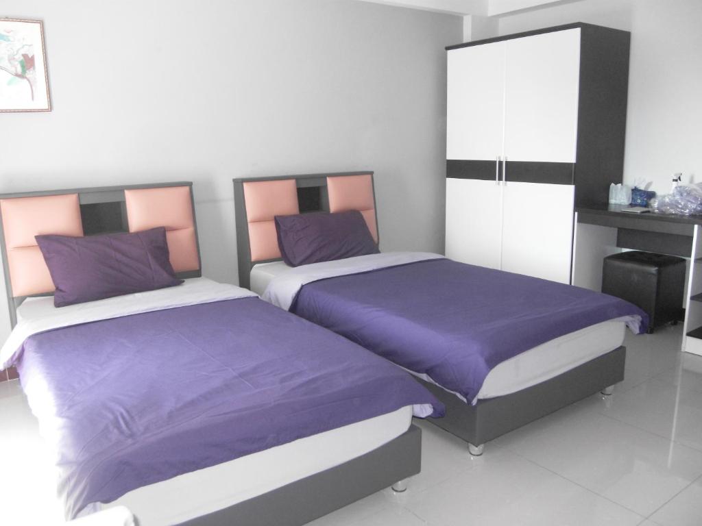 Siri Sothorn Apartment photo 3