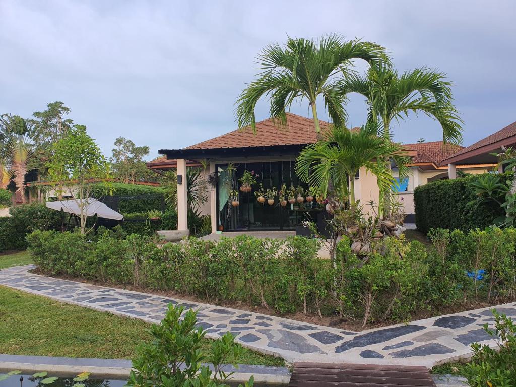 Siri Thai Lodges photo 2