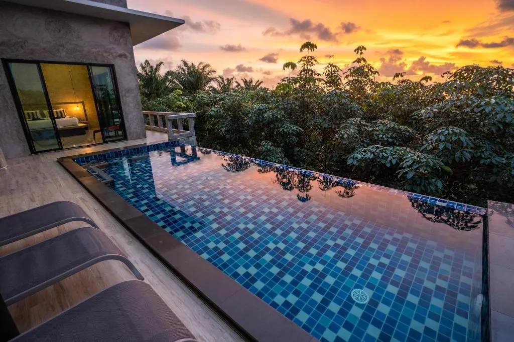 Stylish Pool Villa - 10 Mins Walk To The Beach photo 1
