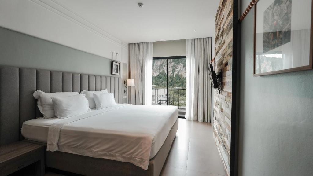 Sugar Marina Hotel CLIFFHANGER Aonang photo 2