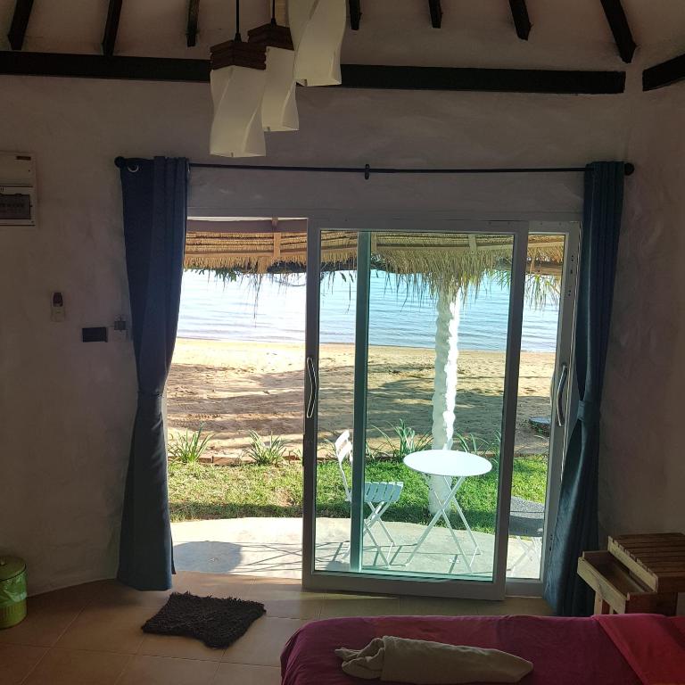 Sunrise Beach Resort photo 5