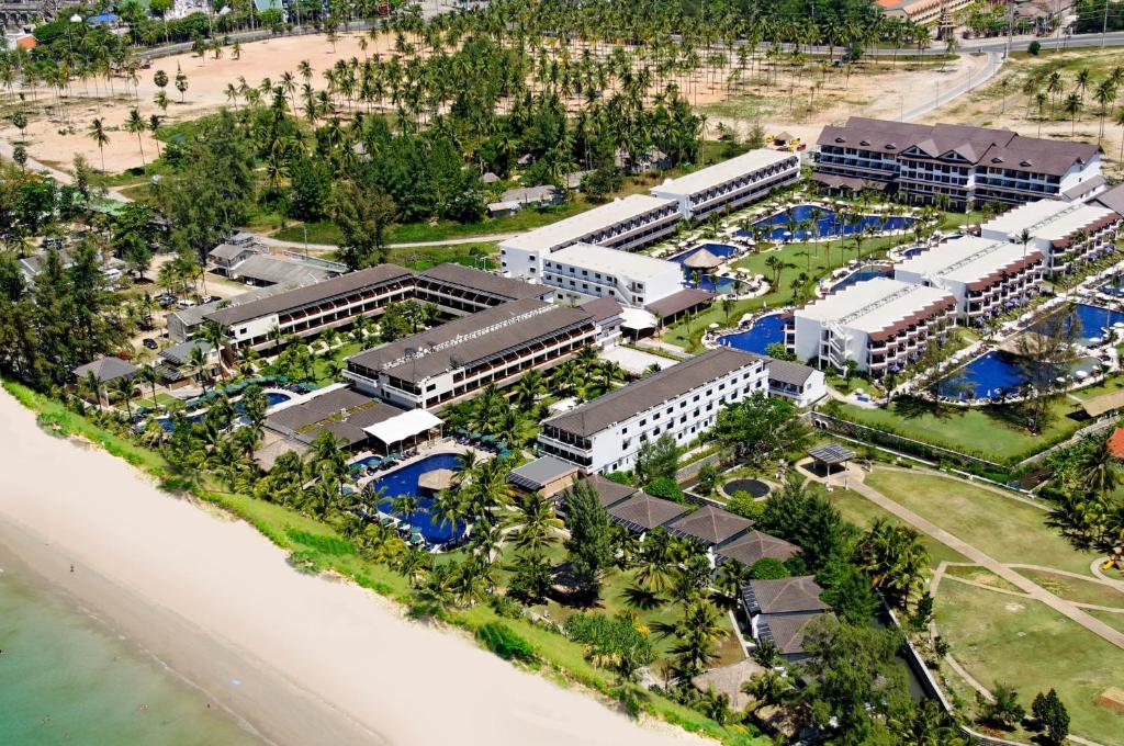 Sunwing Kamala Beach photo 2