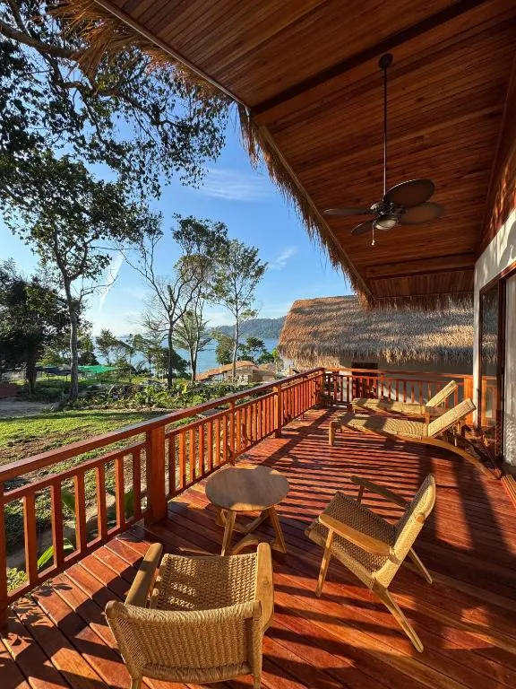 Ten Moons Sunset Villas photo 3