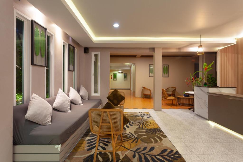 Thanthip Beach Resort Patong photo 3