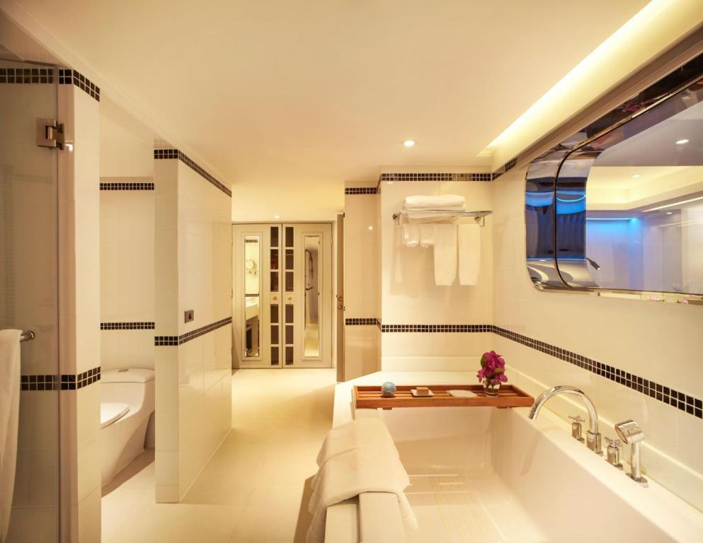 The Boathouse Phuket-SHA Plus