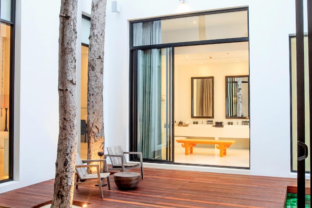 The Library Hotel photo 3