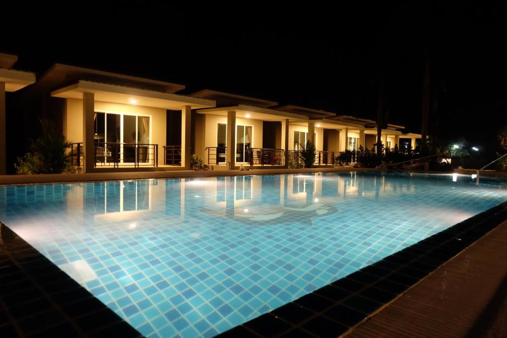 The Oasis Khaolak Resort photo 5