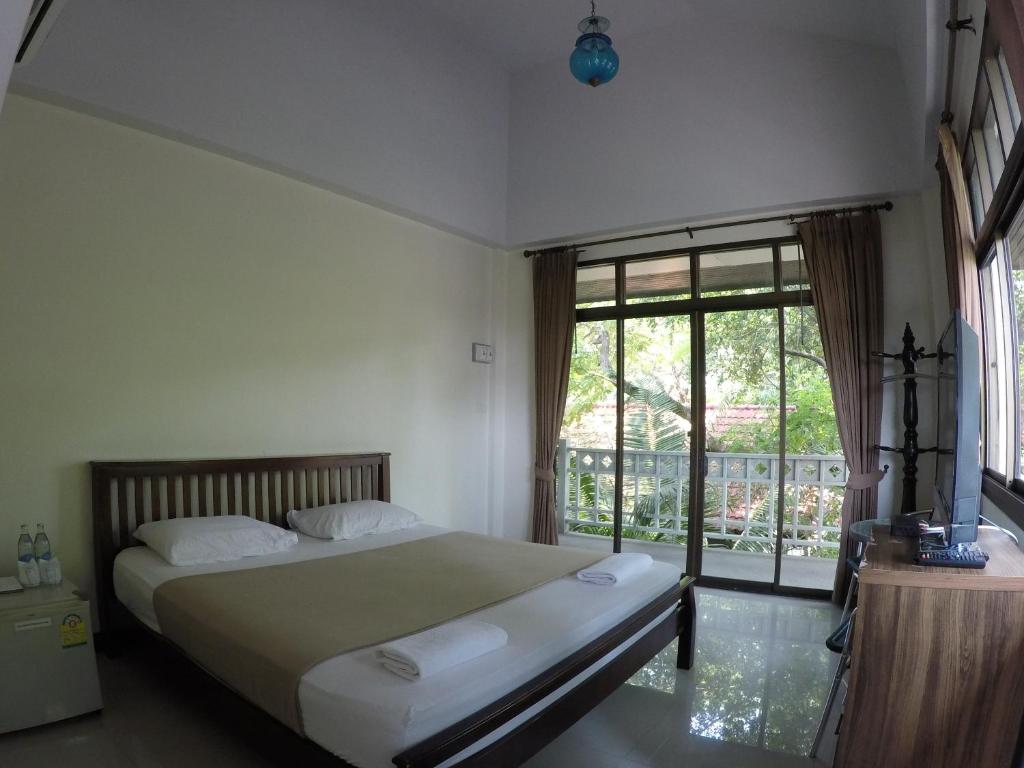 The Old Palace Resort photo 2