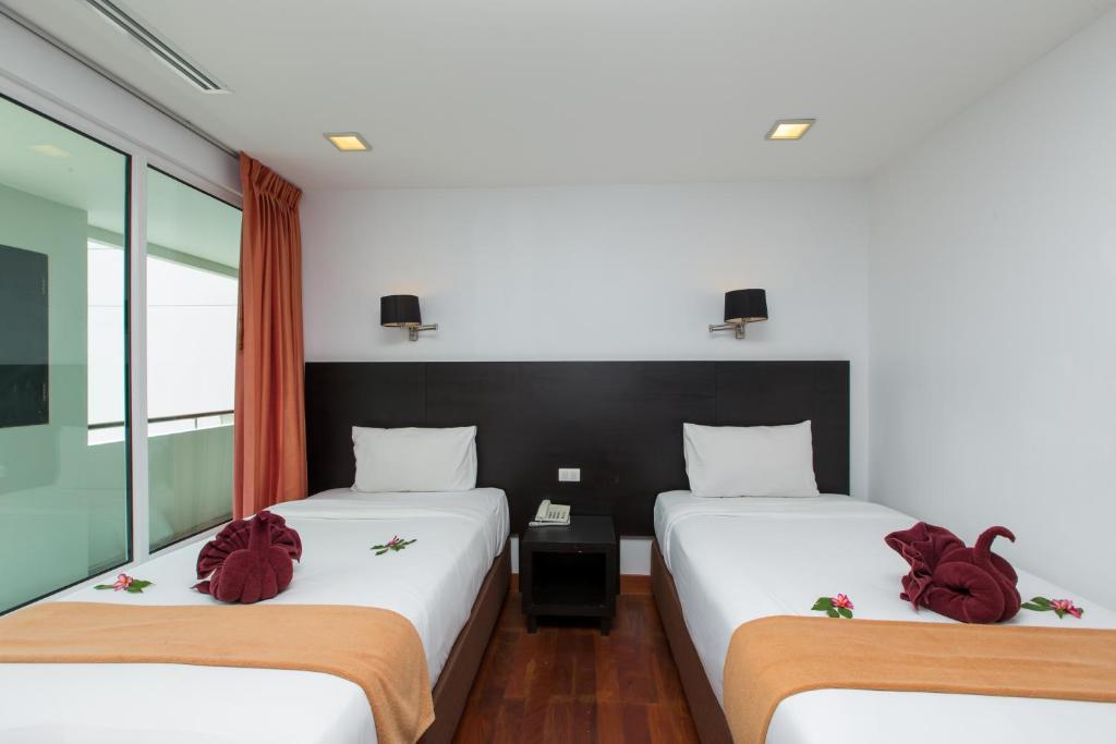 The Palms, Kamala Beach photo 5