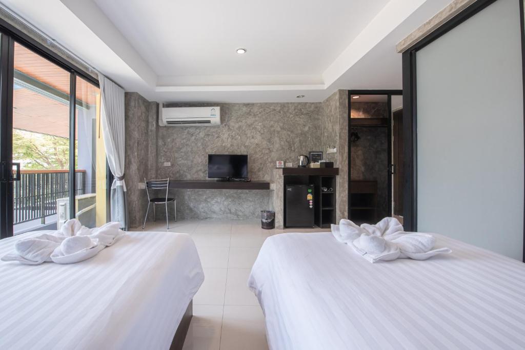 The Proud Exclusive Hotel photo 2