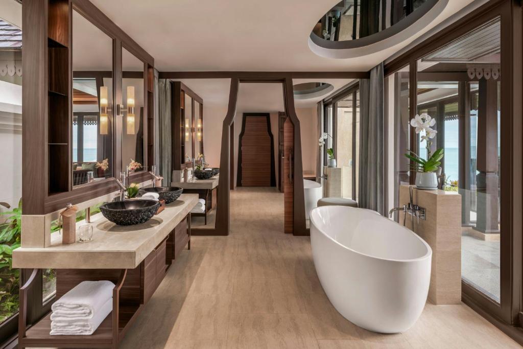 The Ritz-Carlton, Koh Samui photo 3