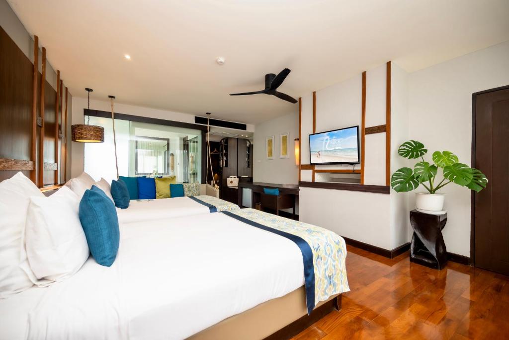 The Rock Hua Hin Beachfront Spa Resort photo 5