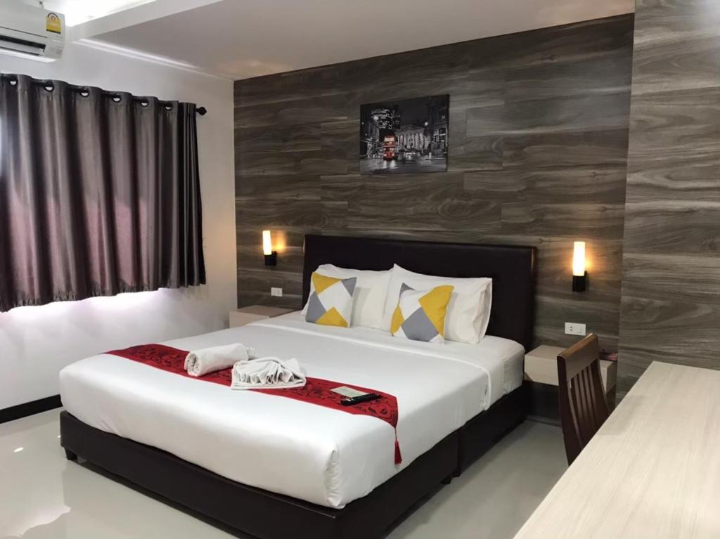 The Room Boutique Hotel