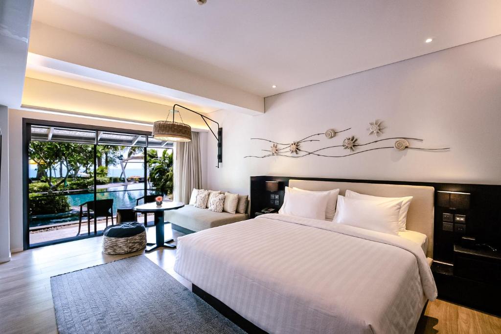 The ShellSea Krabi Luxury Beach Front Resort & Pool Villa photo 5