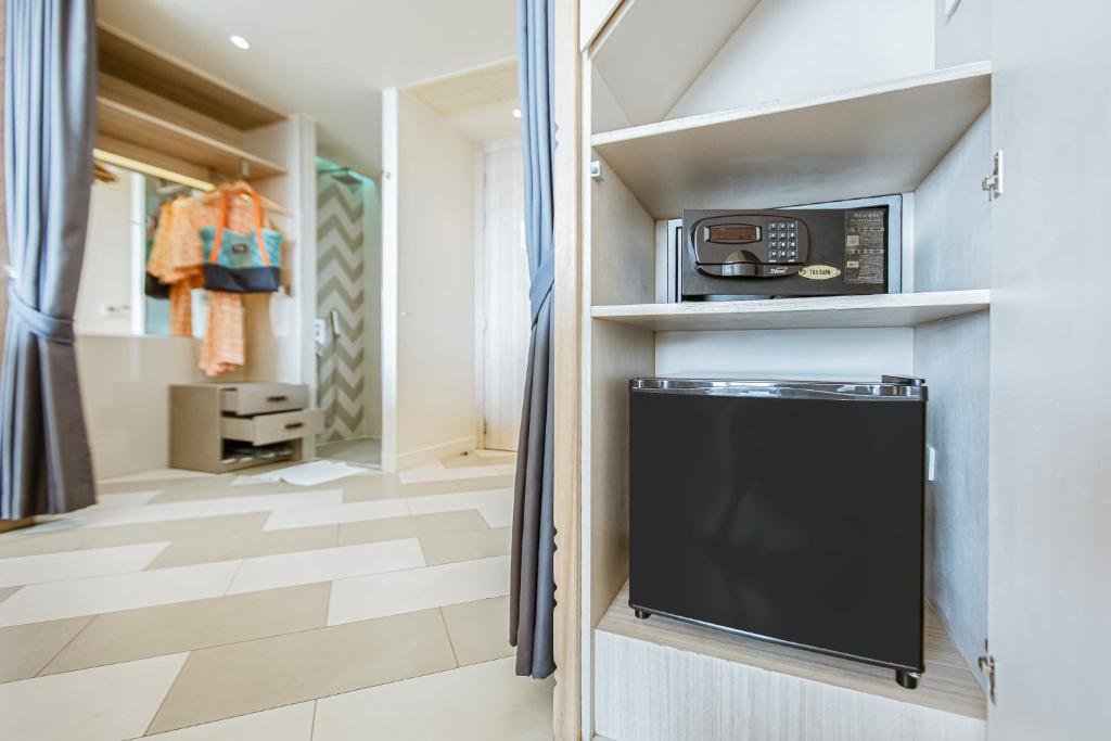 The SIS Kata Resort – Adult Only photo 3