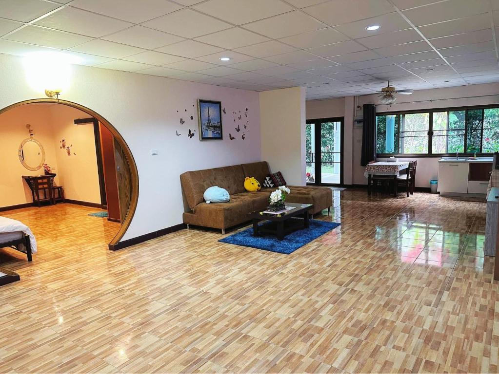 The Sun House photo 4