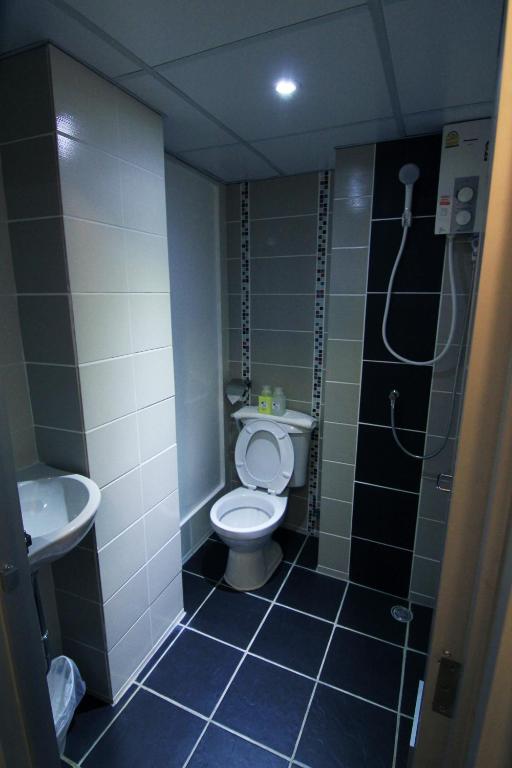 To Zleep Hotel photo 2