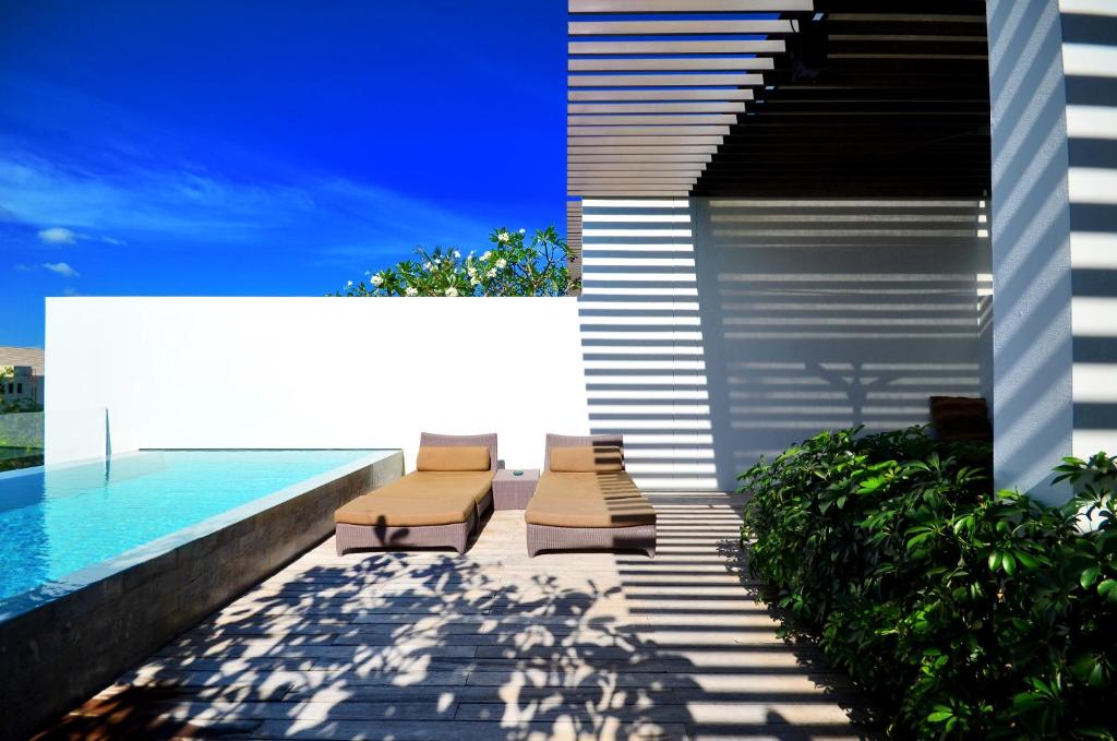 Twinpalms Surin Beach Phuket photo 4