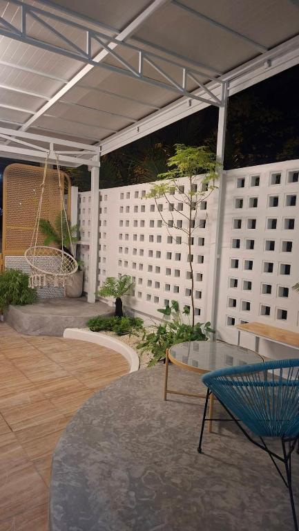 Urban Home photo 4
