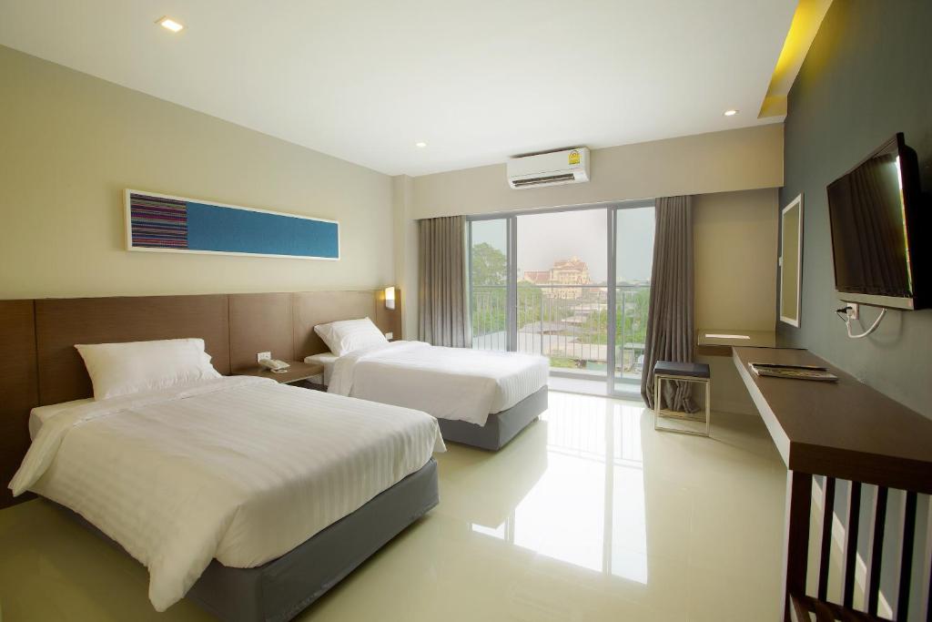 V Hotel Ubon Ratchathani photo 2