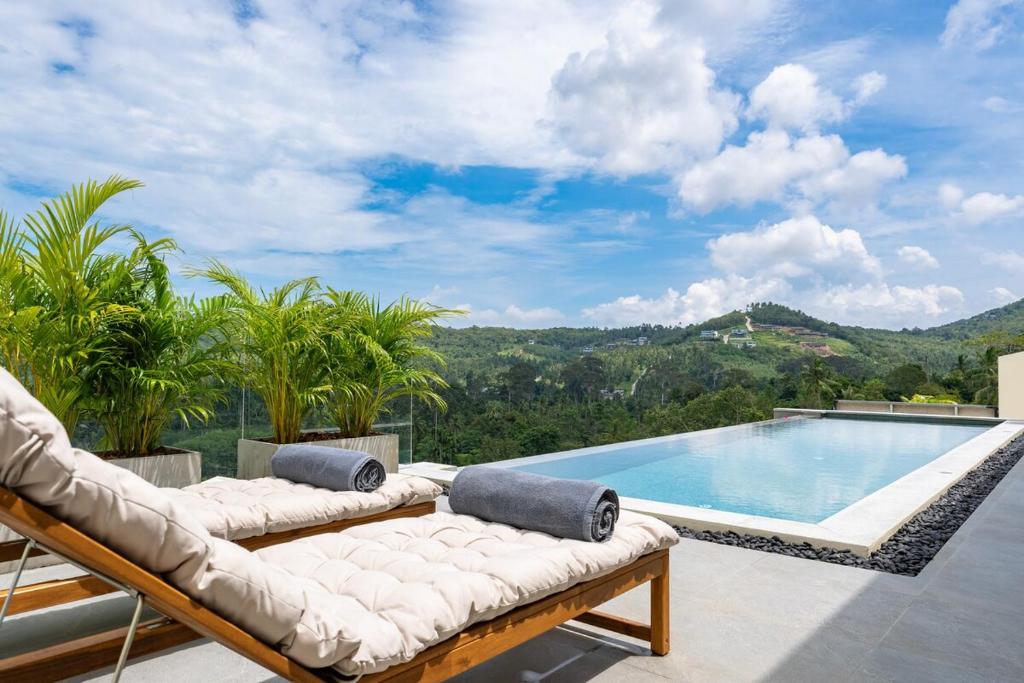 Villa Juloma - The Jewel of the Hill photo 2