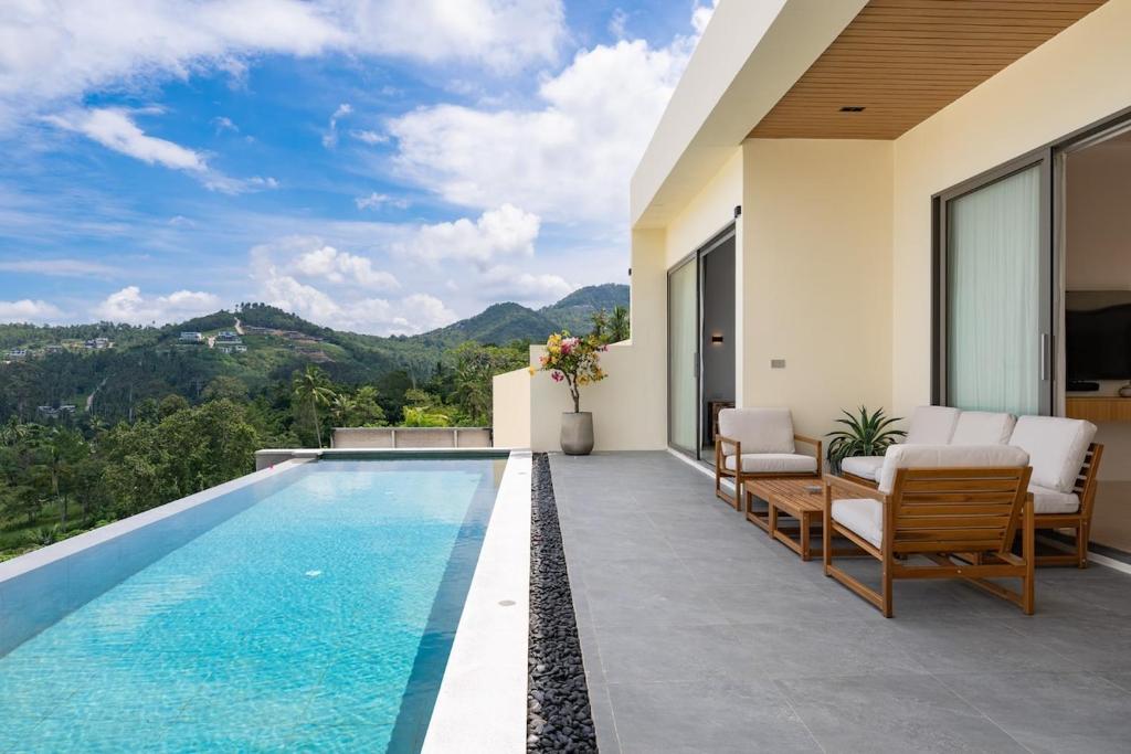 Villa Juloma - The Jewel of the Hill photo 4