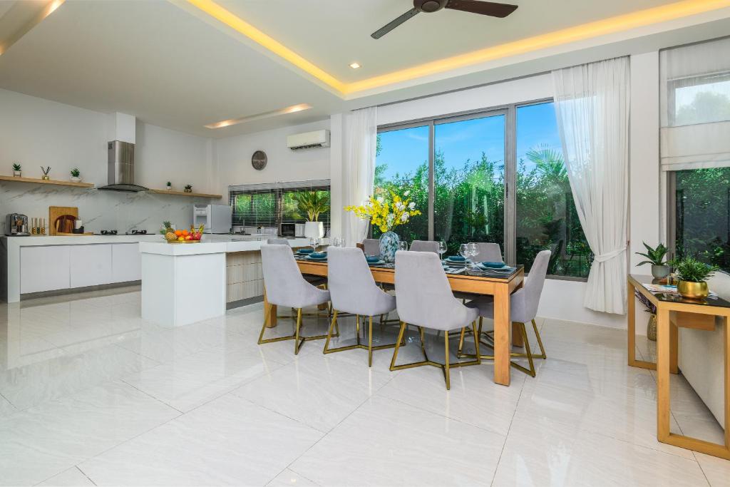 Villa Mimosa 1, Luxury 4BR with Private Pool/Rawai photo 5