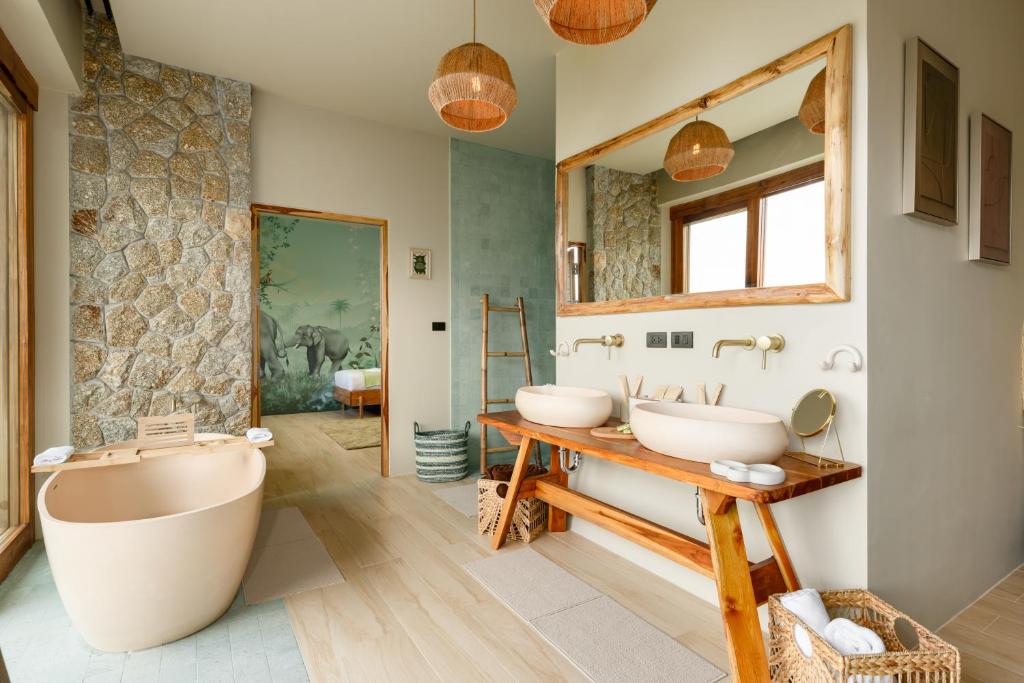 Wild Cottages Elephant Sanctuary Resort photo 2