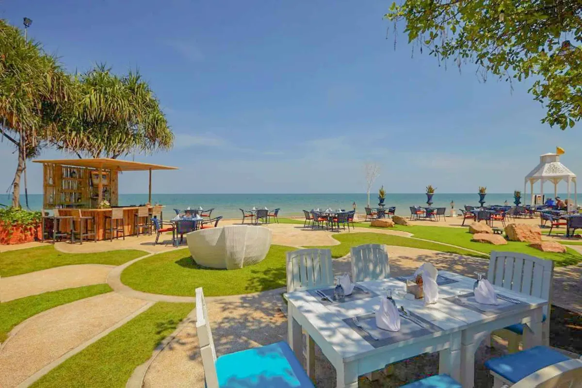 Wora Bura Hua Hin Resort & Spa