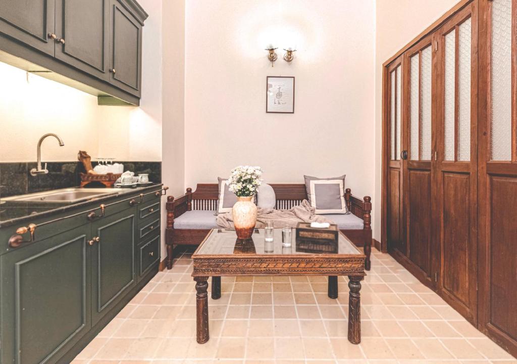 Yesterday Hotel photo 3