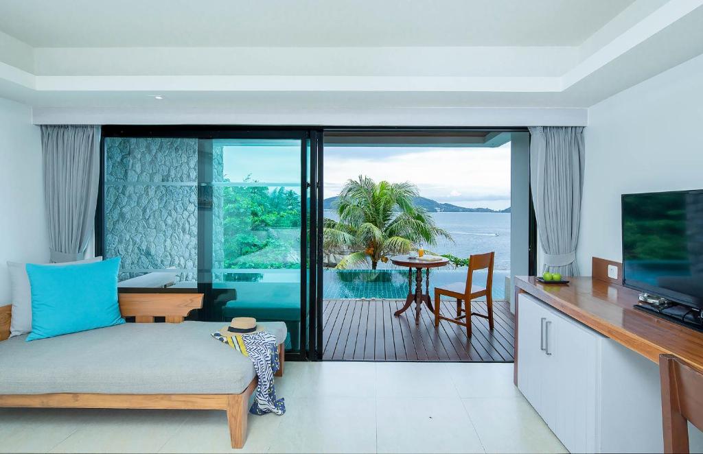Zenmaya Oceanfront Phuket, Trademark Collection by Wyndham photo 3