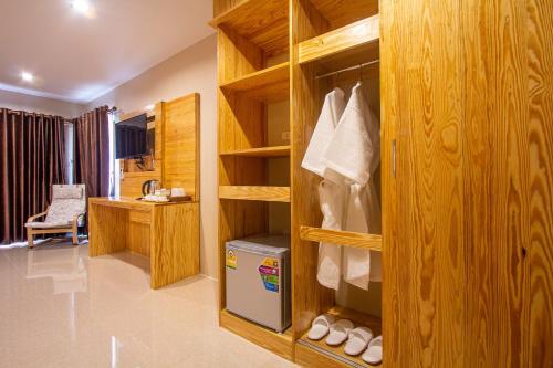 a room with a room with a room with a room at Zodiac Seesun Resort in Koh Lipe
