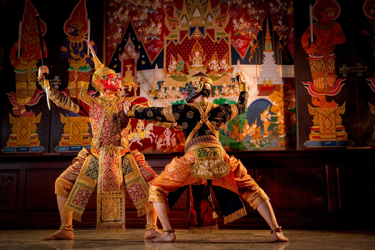 Aksra Theatre King Power