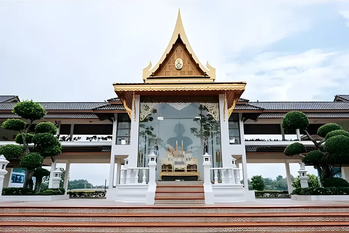 Archive of Queen Suriyothai Monument